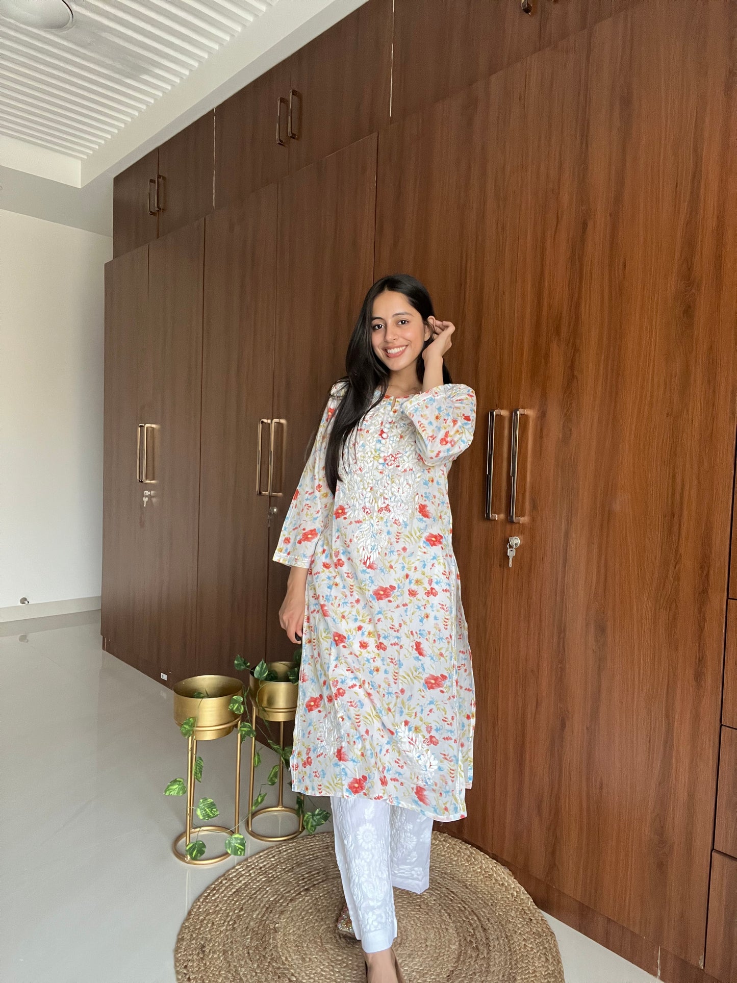 Mehreen mulmul kurti