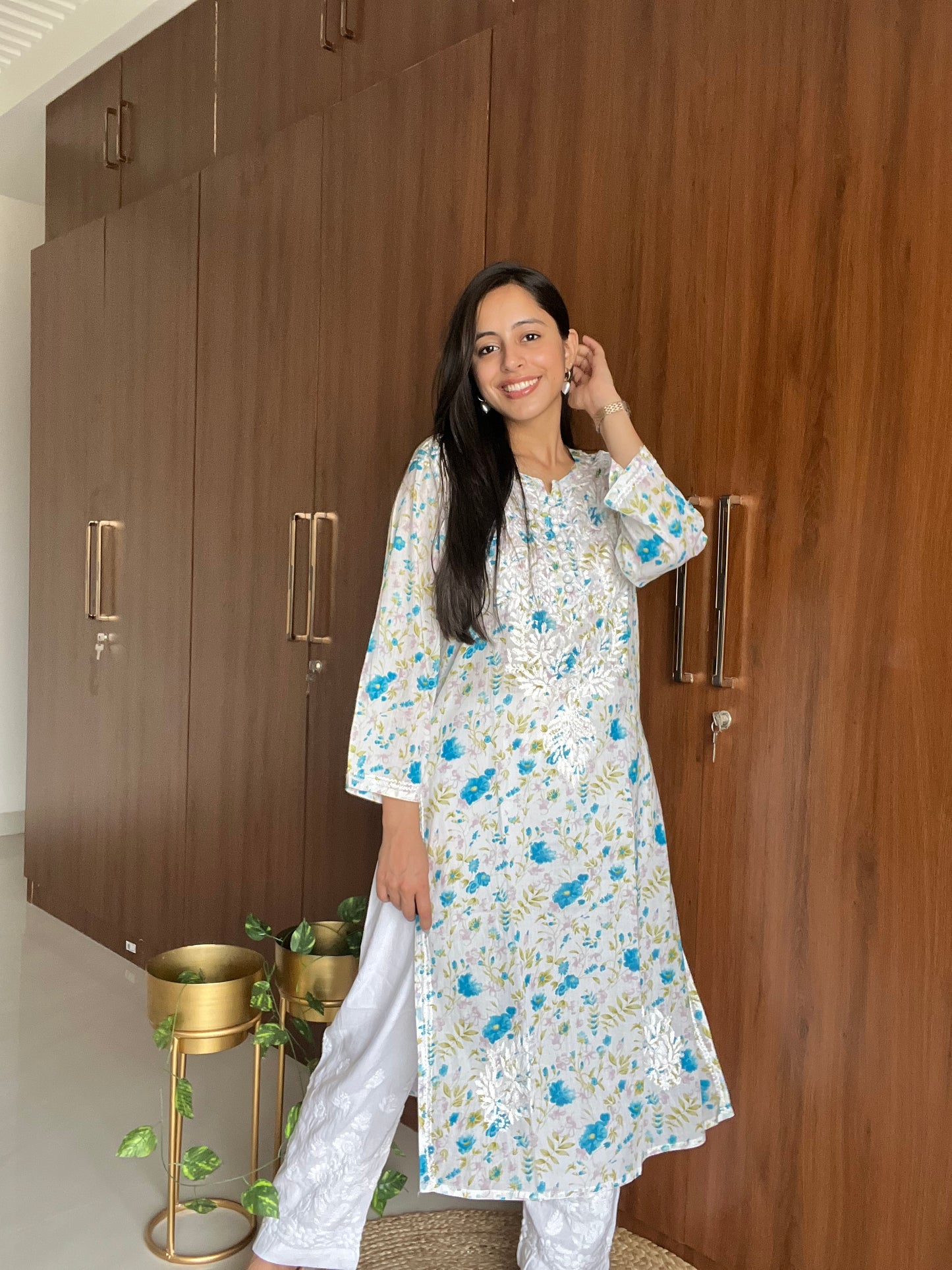 Mehreen mulmul kurta