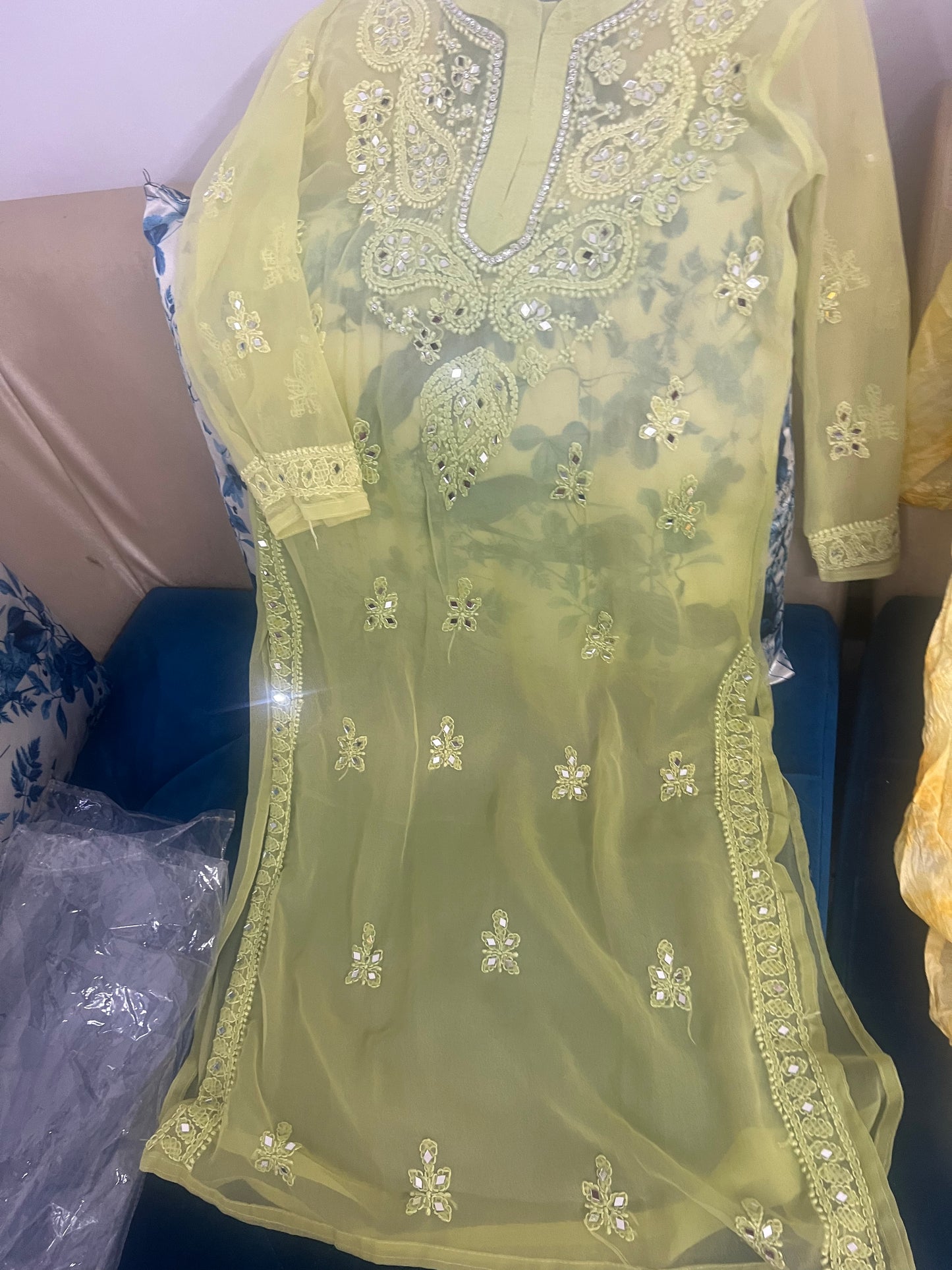 Amaira mirror kurti