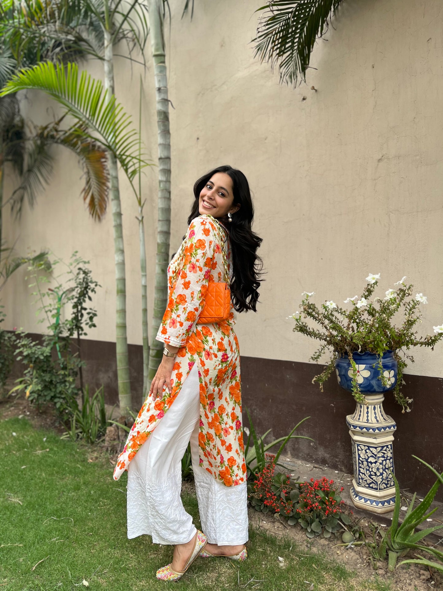 Adila Mulmul Kurta