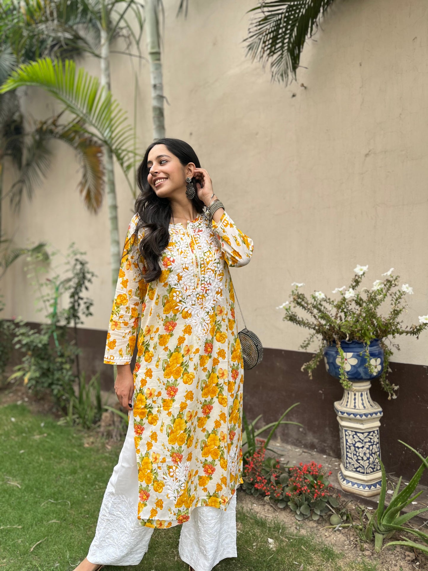Adila Mulmul Kurta