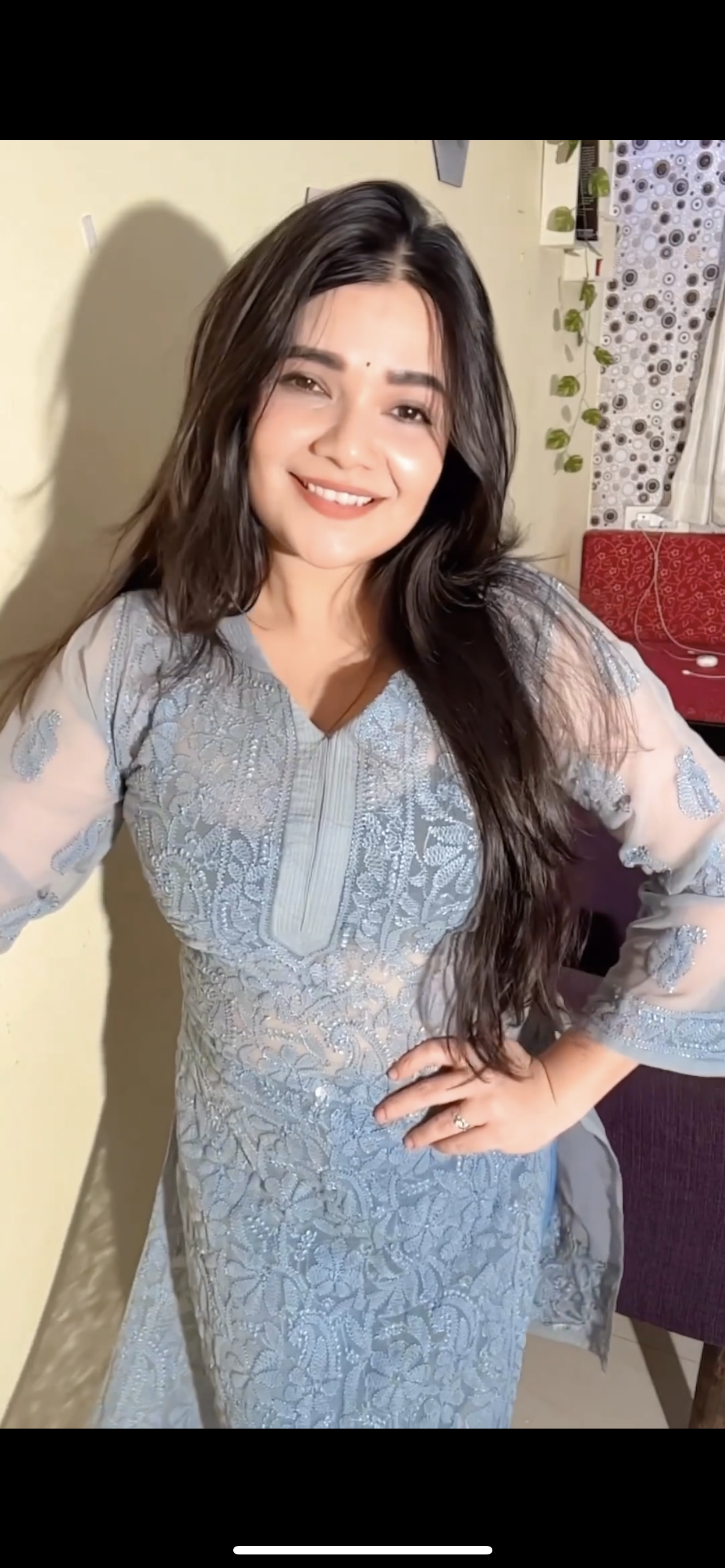 Sanya Resham jaal kurta