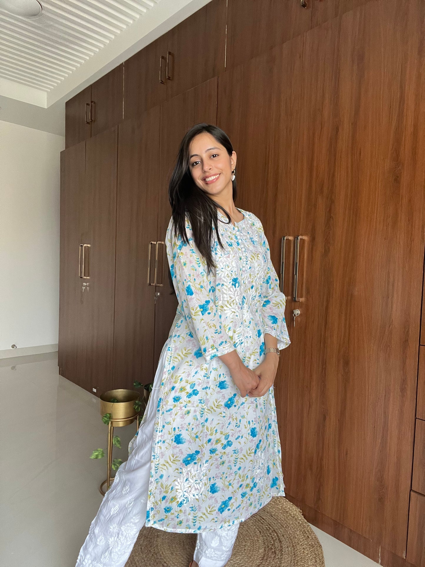 Mehreen mulmul kurta