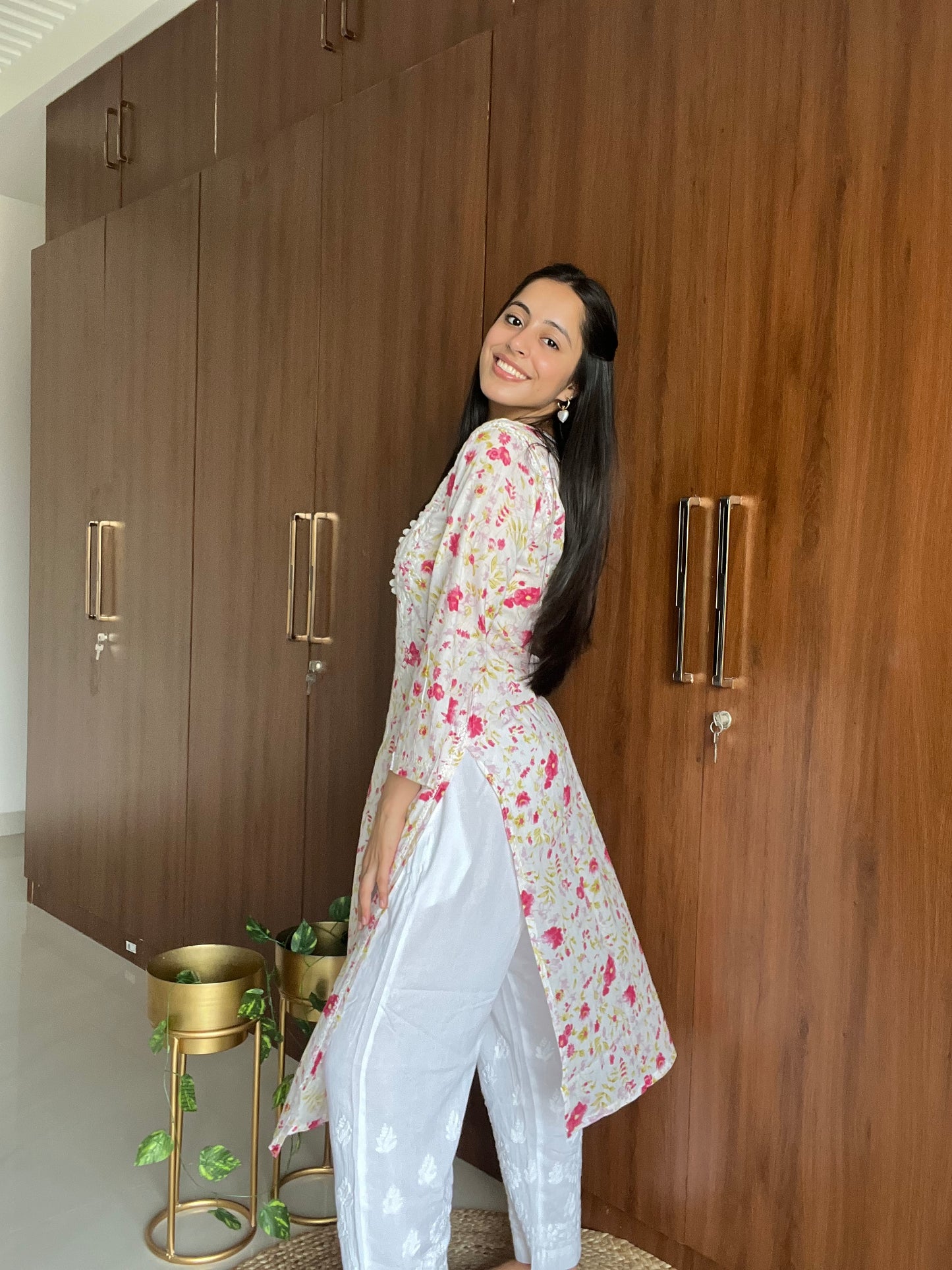 Mehreen mulmul kurta