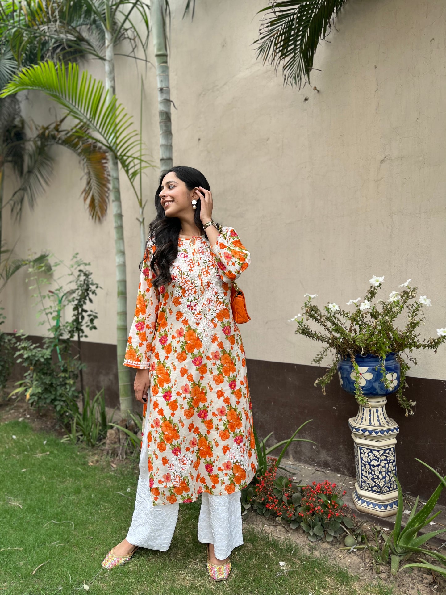 Adila Mulmul Kurta