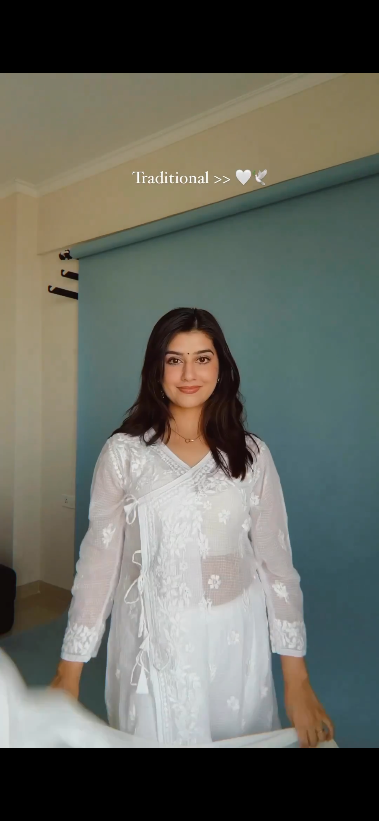 Roohi Angarkha Kurta
