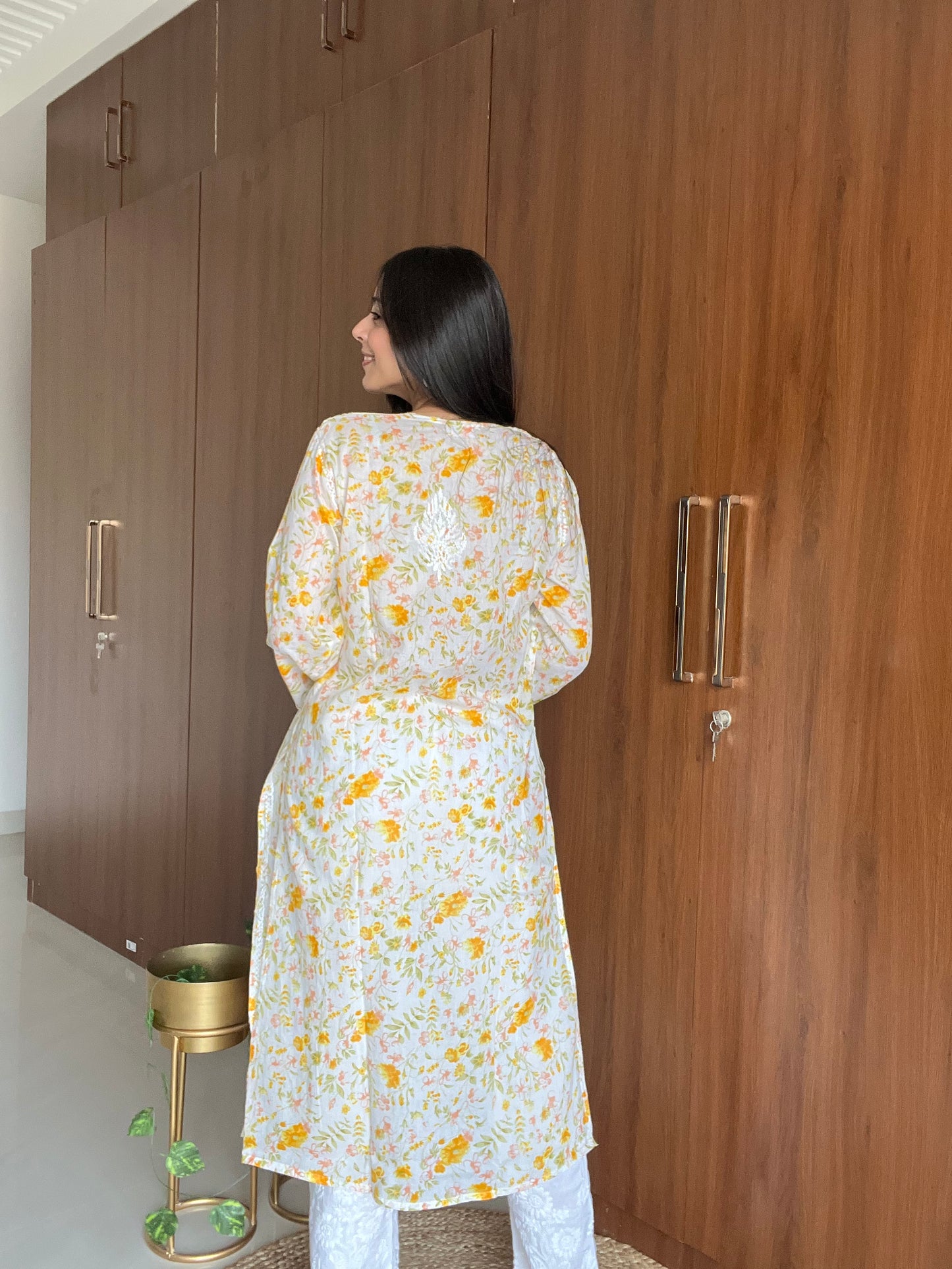 Mehreen Mulmul Kurta