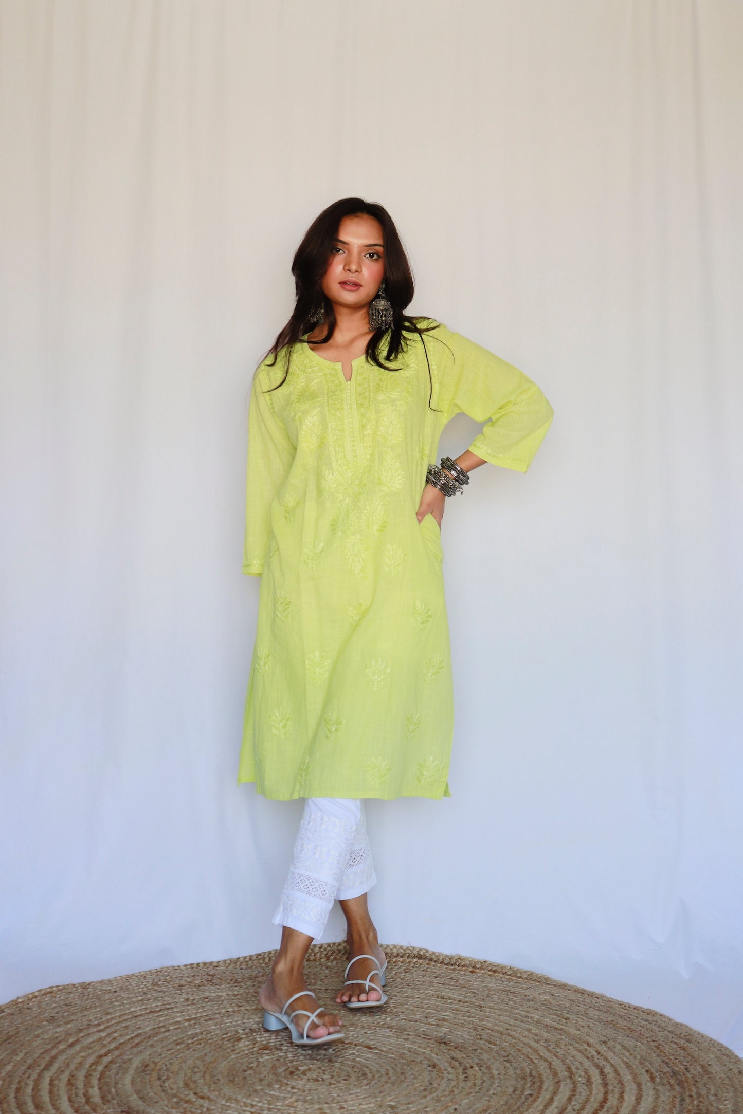 Adriti linen kurta