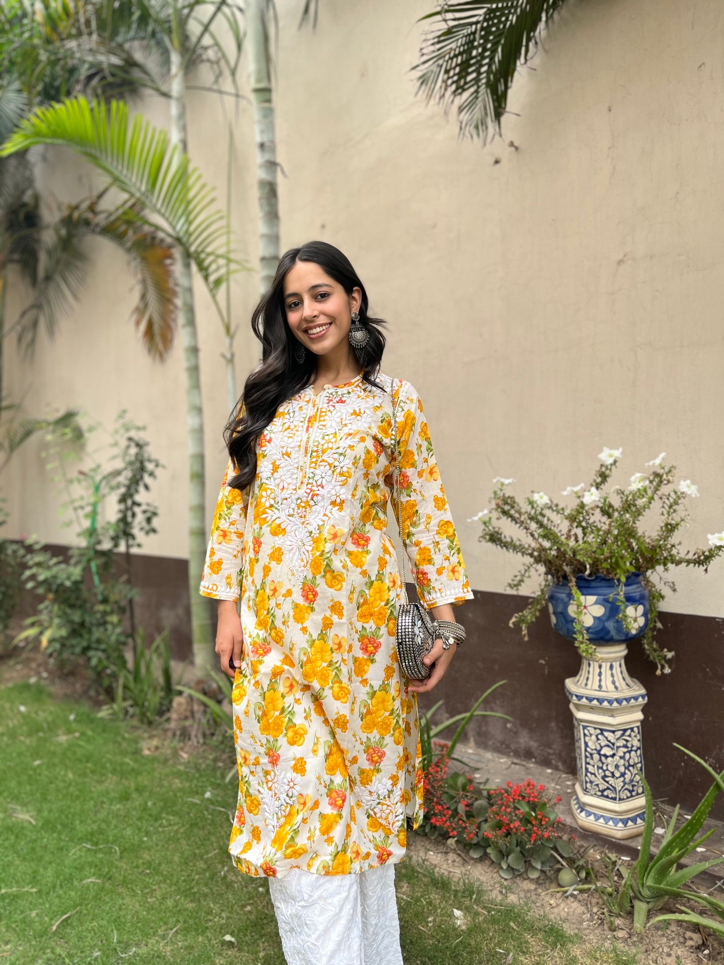 Adila Mulmul Kurta
