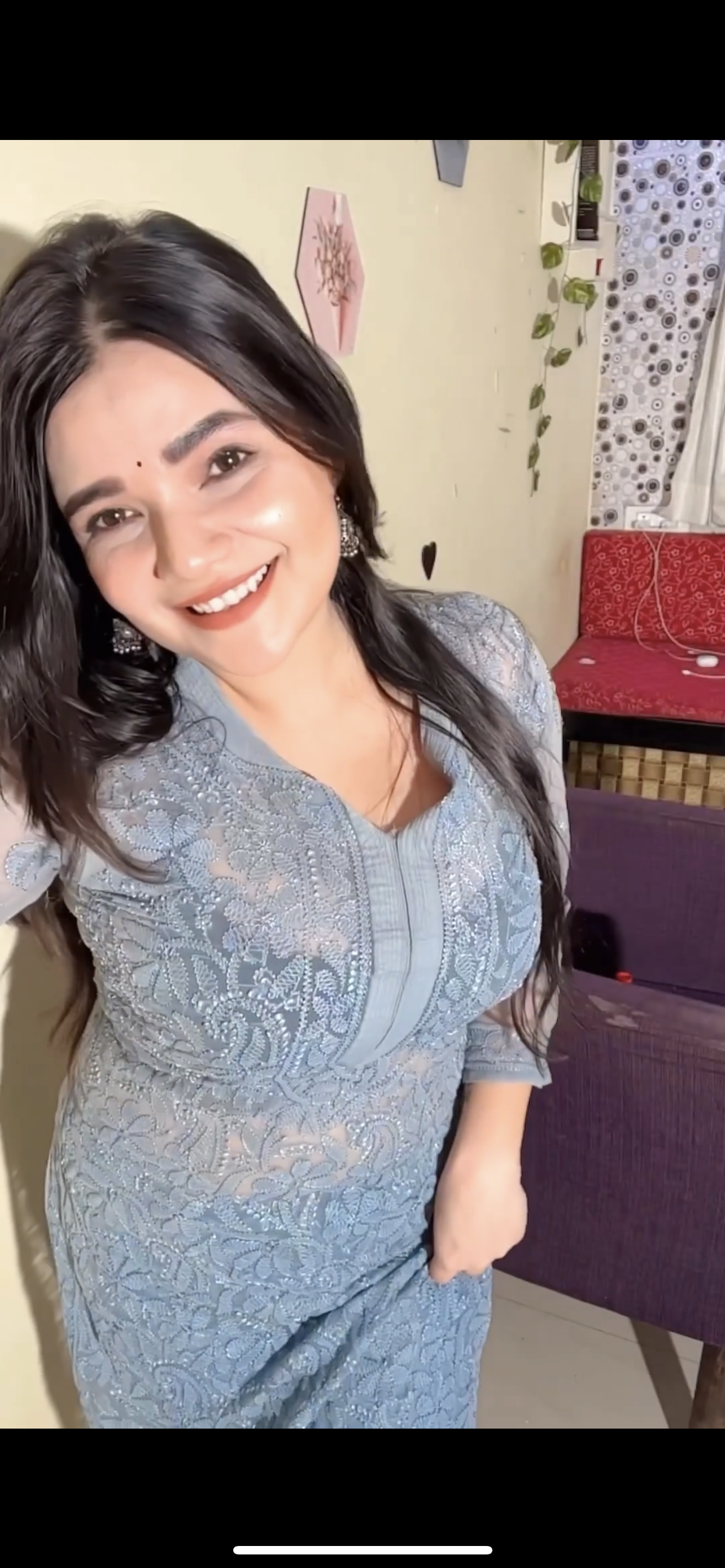 Sanya Resham jaal kurta