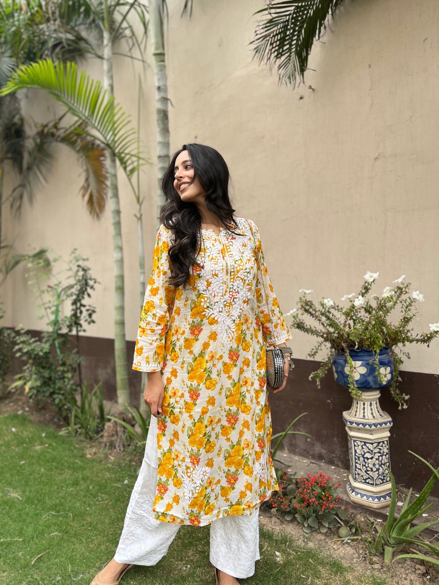 Adila Mulmul Kurta