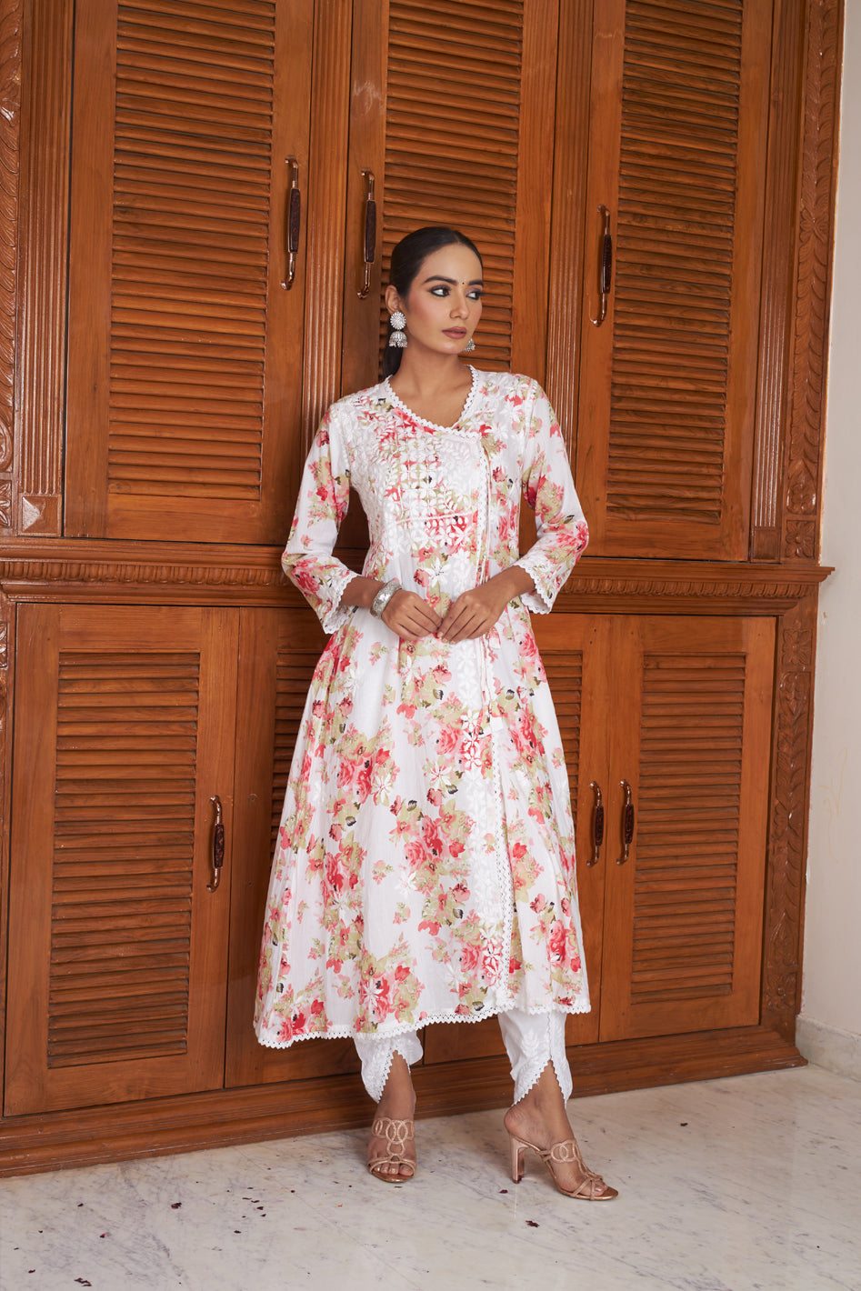 Arisha Mulmul Angarkha Kurta