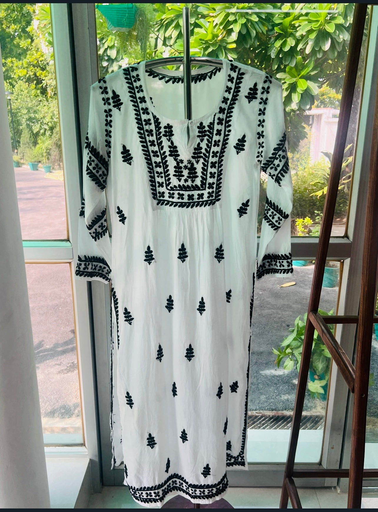 Ariba Luxe Pure Muslin kurta