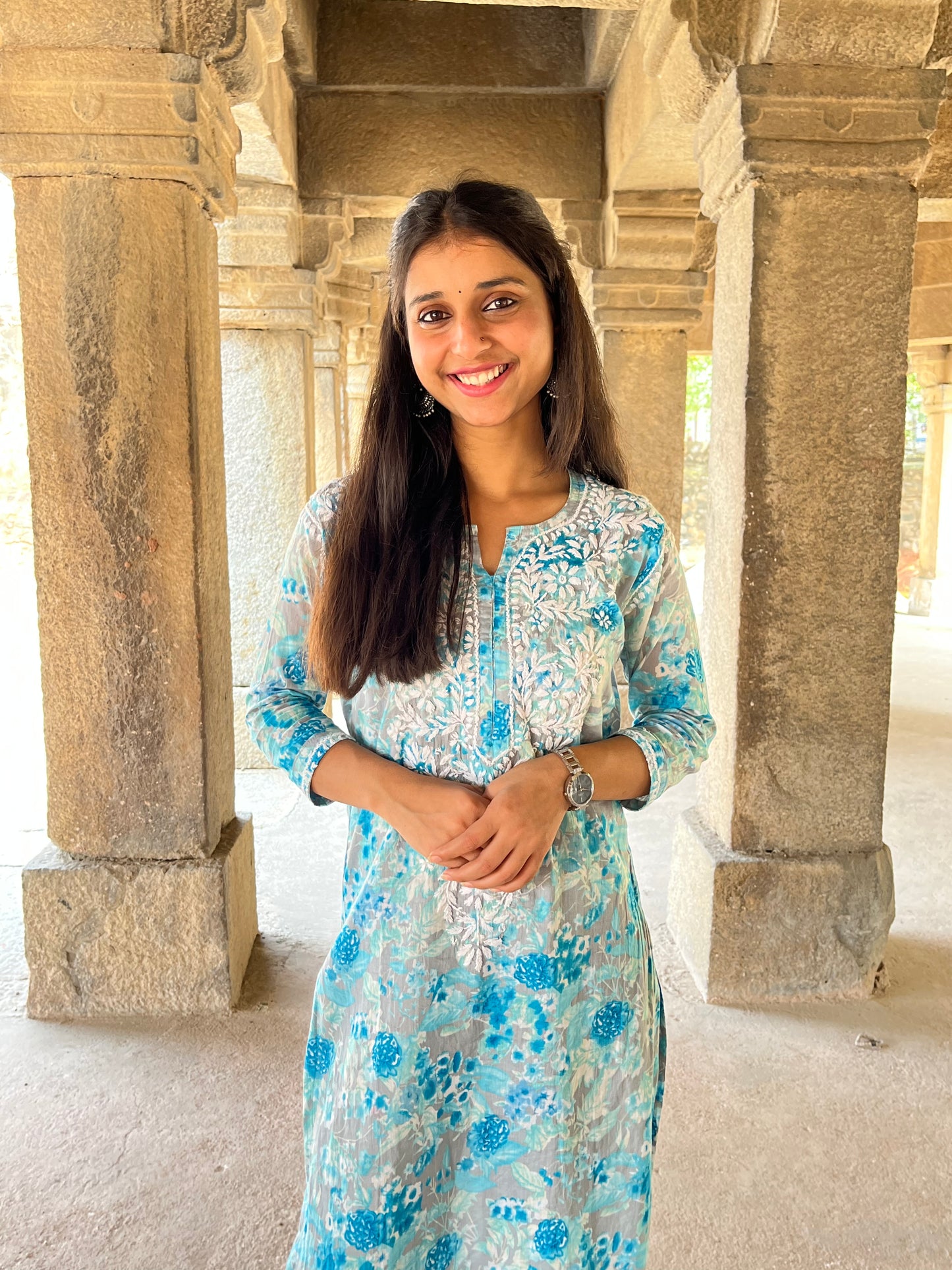 Zainab mulmul kurti
