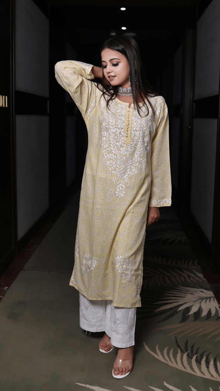 Zainab mulmul kurti
