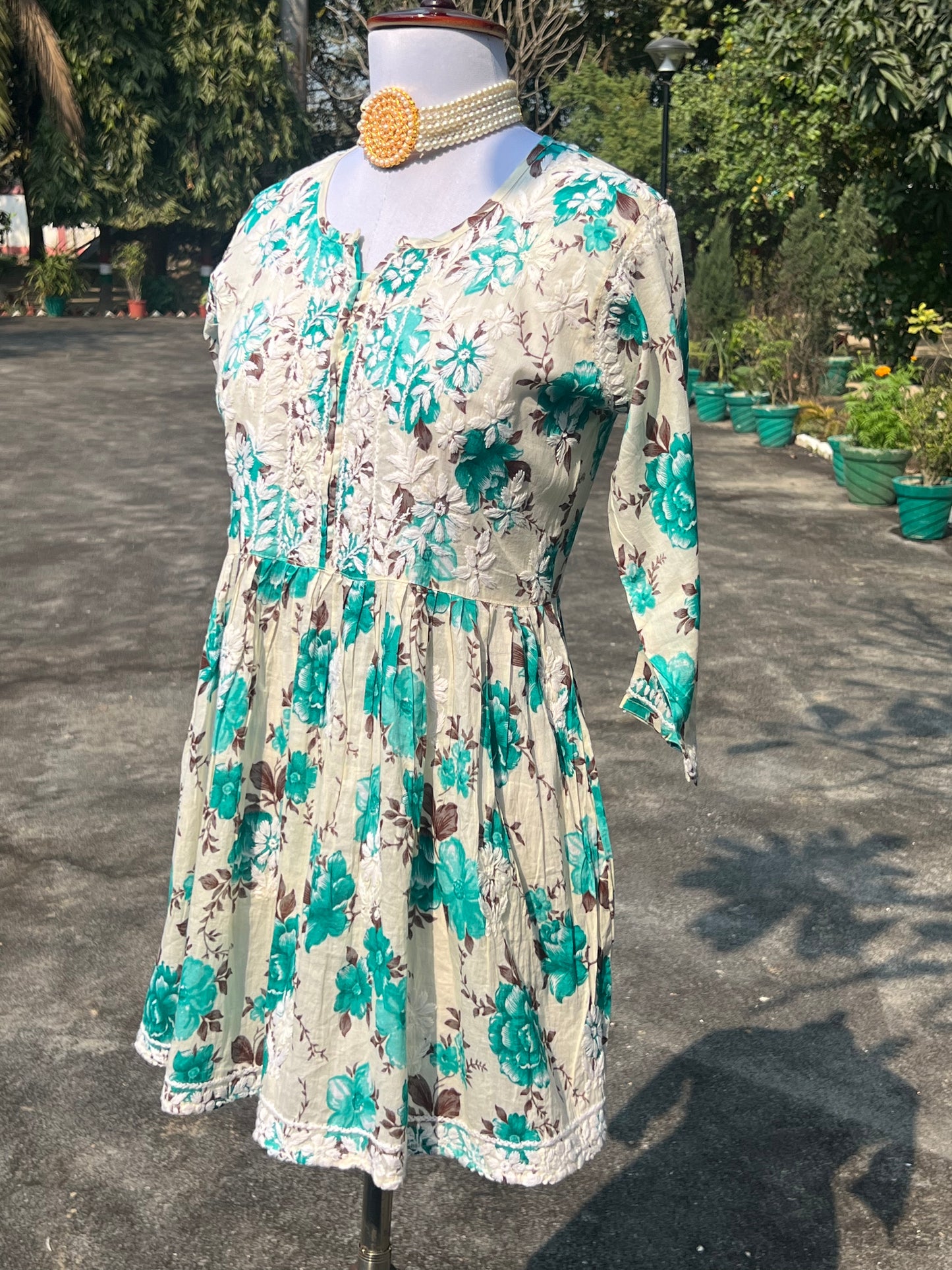 Heena short mulmul kurta