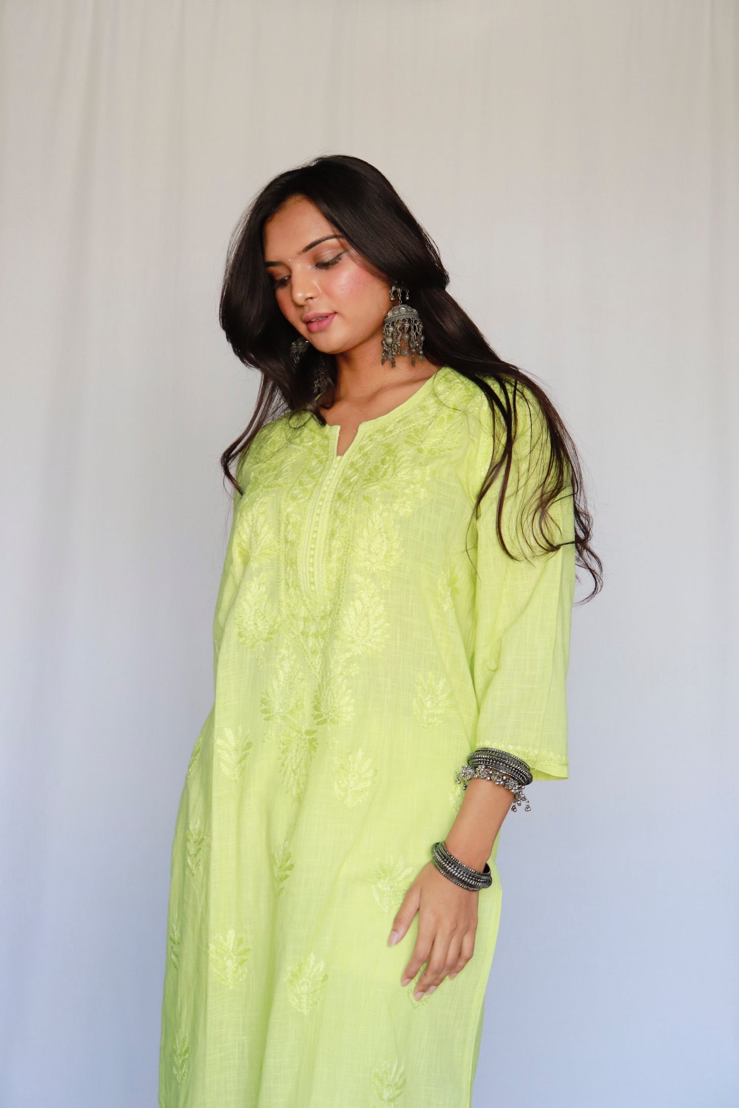 Adriti linen kurta