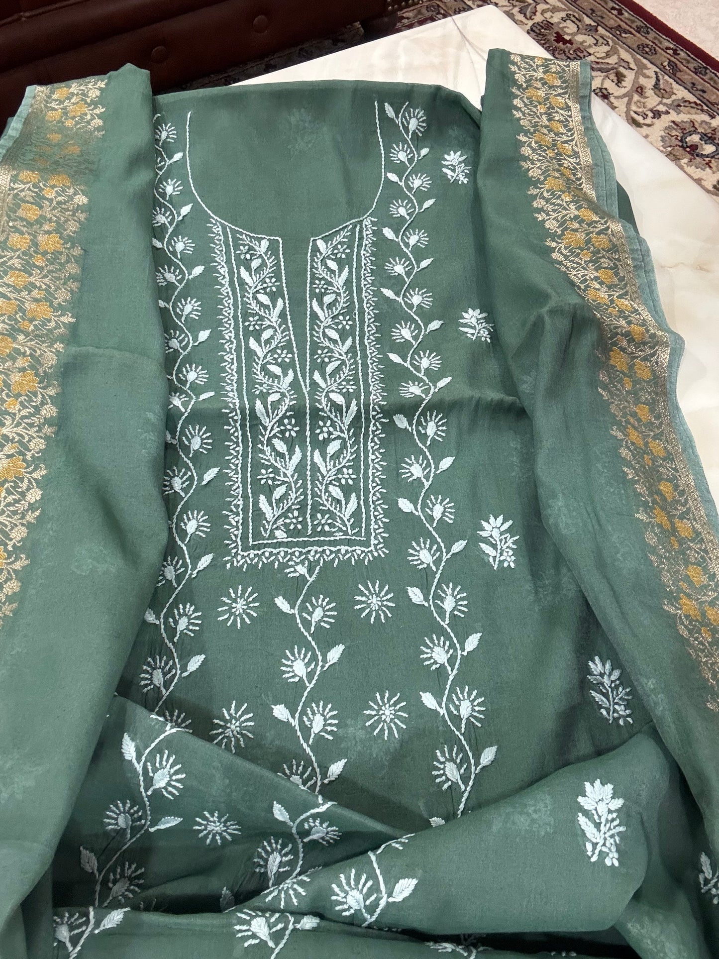 Sukriti Unstitched Suit Set