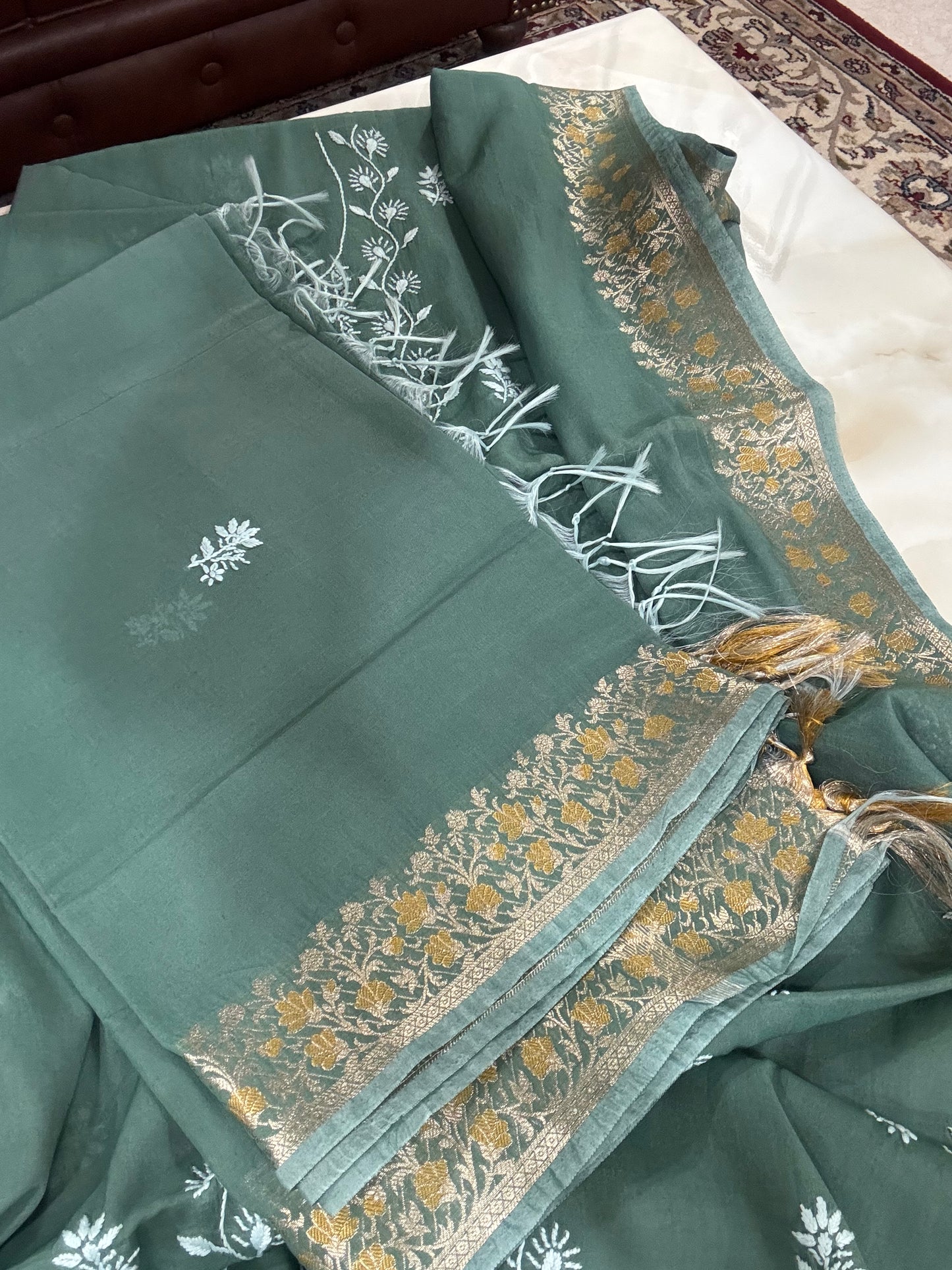 Sukriti Unstitched Suit Set