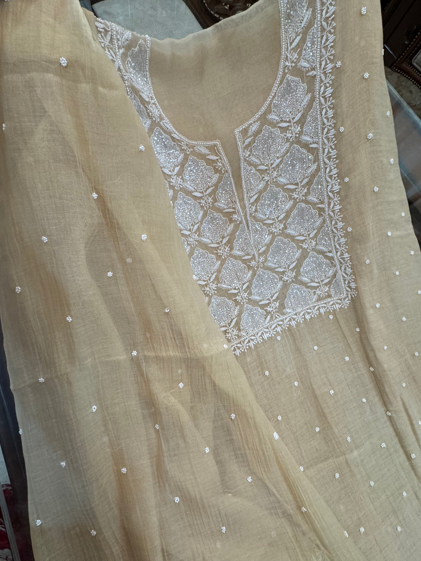 Akriti Suit Set