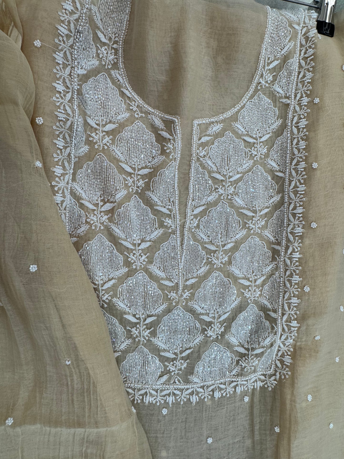 Akriti Suit Set