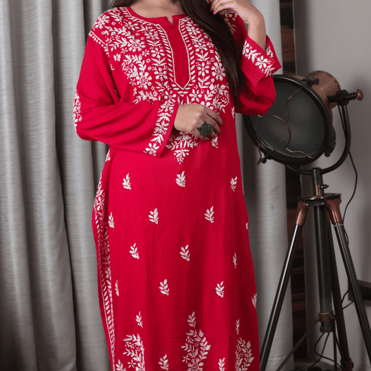 Safa modal red kurti