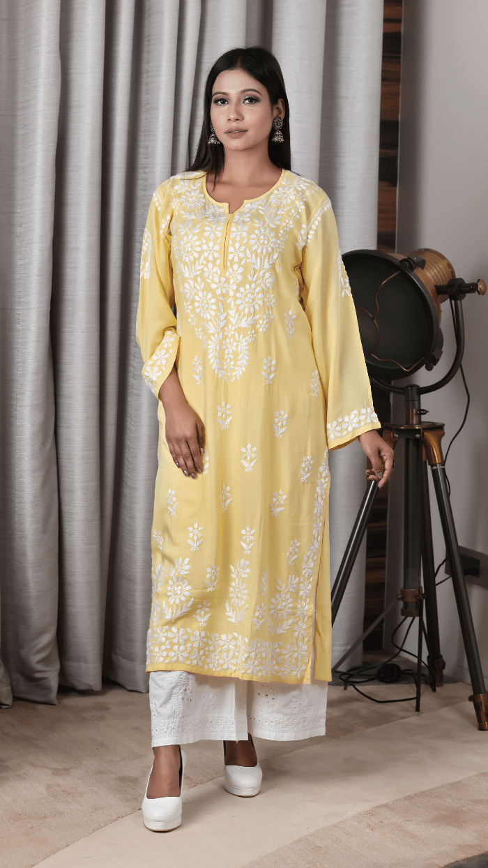 Safa modal yellow kurti