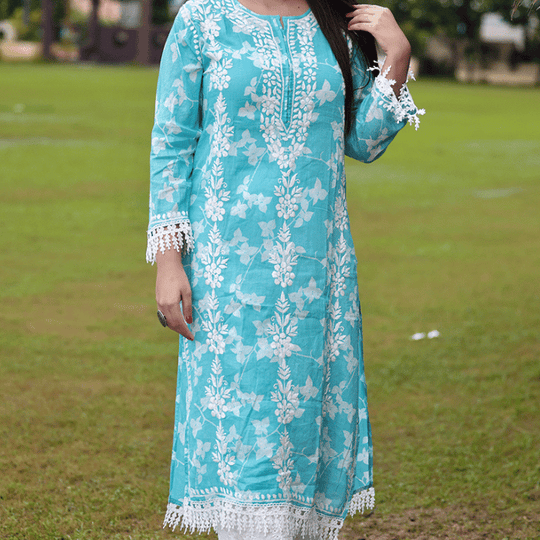 Akika mulmul kurti