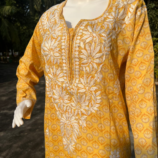 Noori Rayon kurti