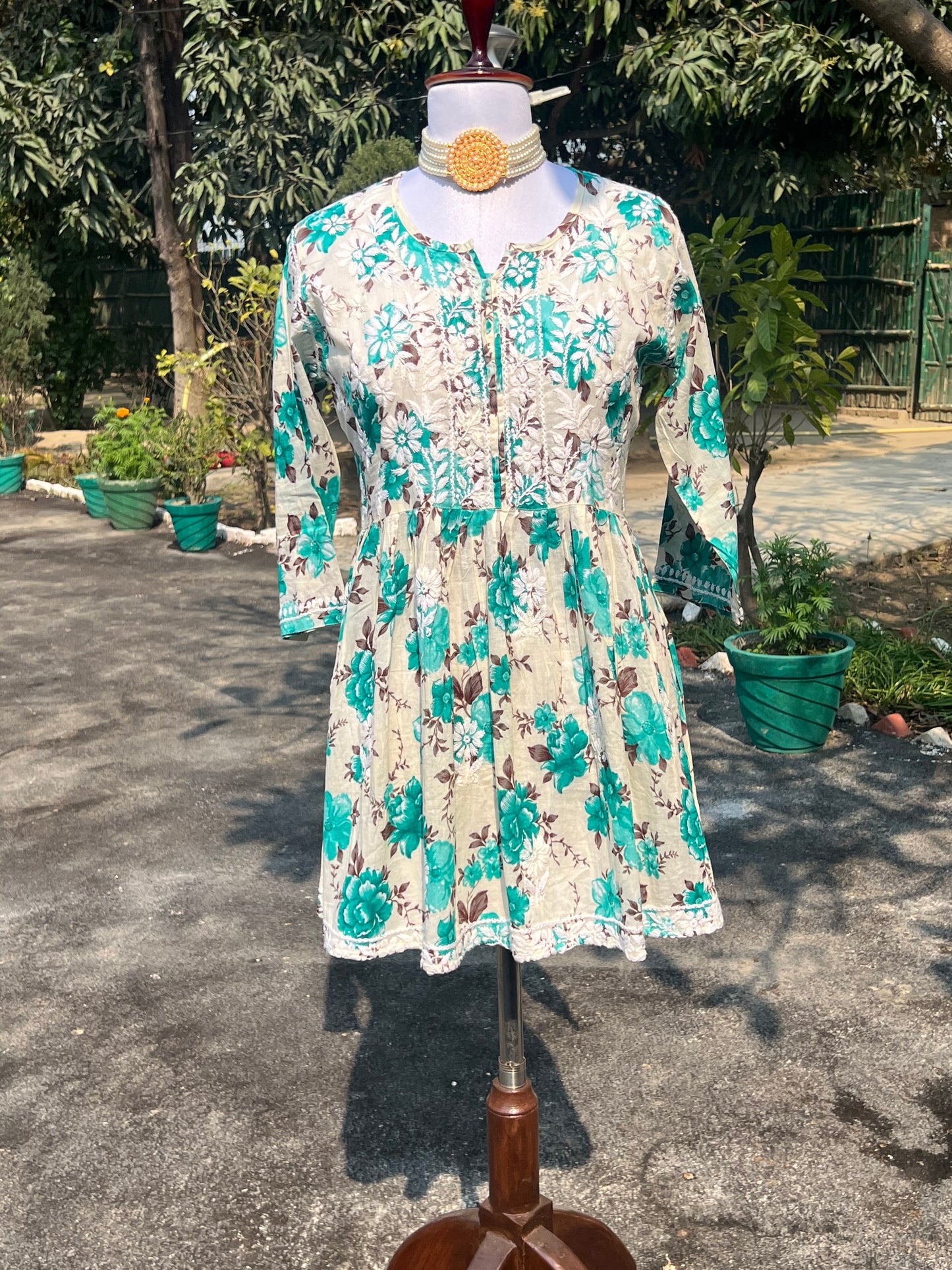 Heena short mulmul kurta